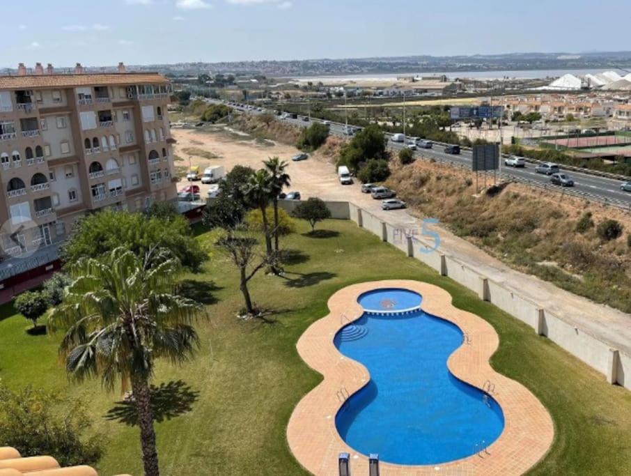 Nice And Central Apartment Torrevieja Kültér fotó