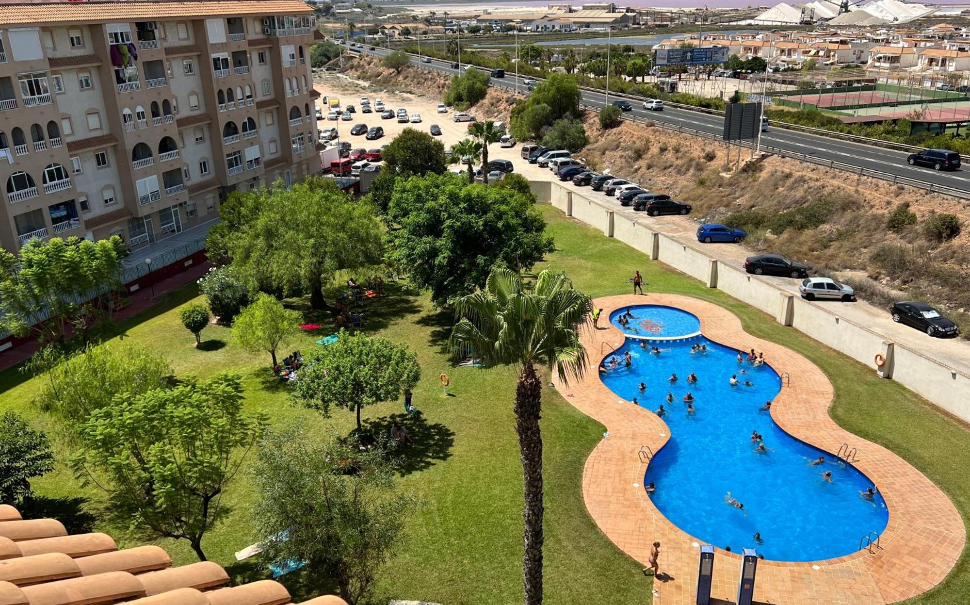 Nice And Central Apartment Torrevieja Kültér fotó