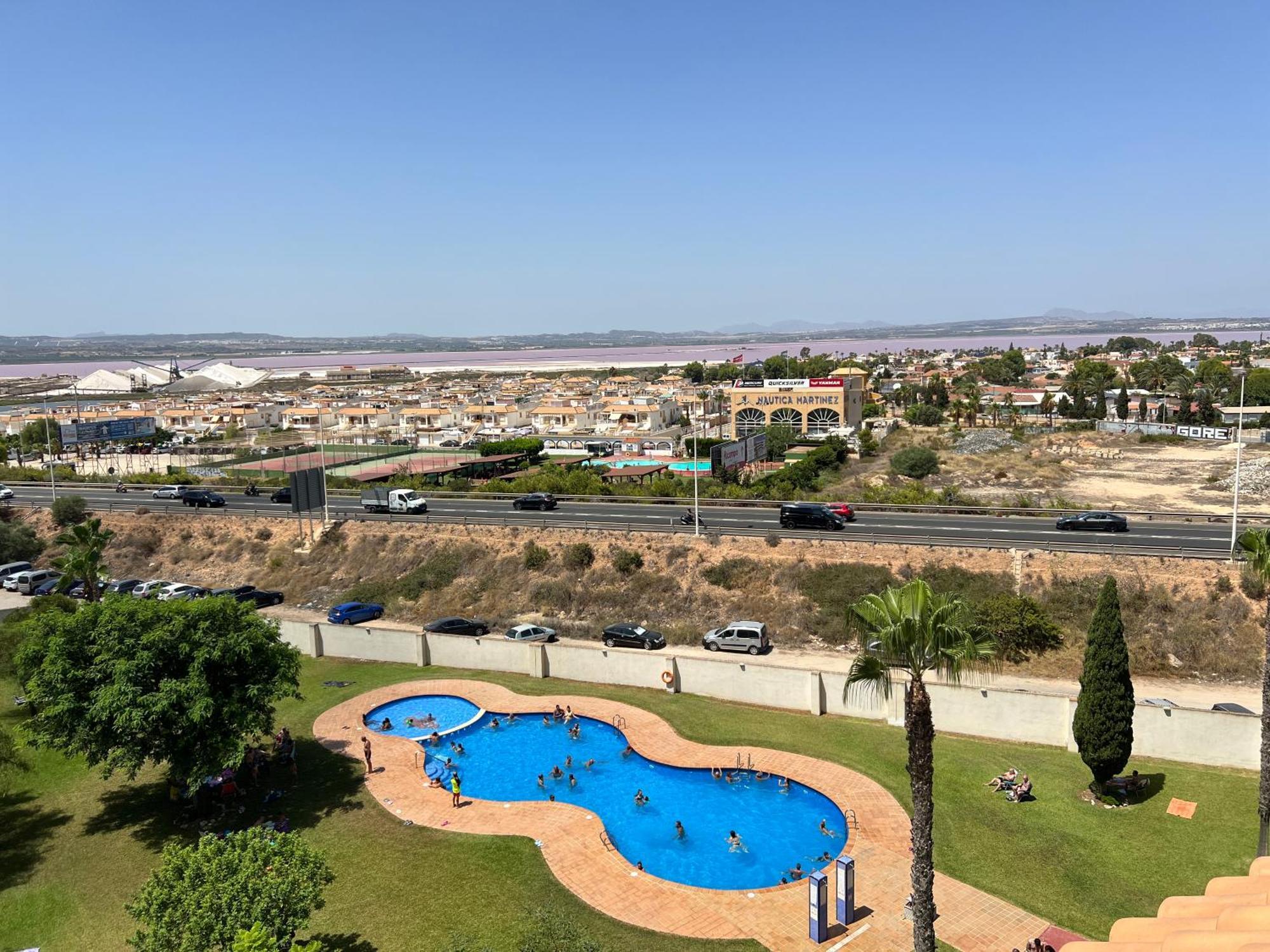 Nice And Central Apartment Torrevieja Kültér fotó